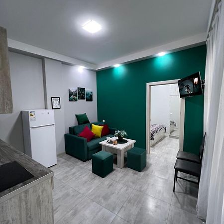 Cosy Apartment With Good Location Self Check In Yerevan Ngoại thất bức ảnh