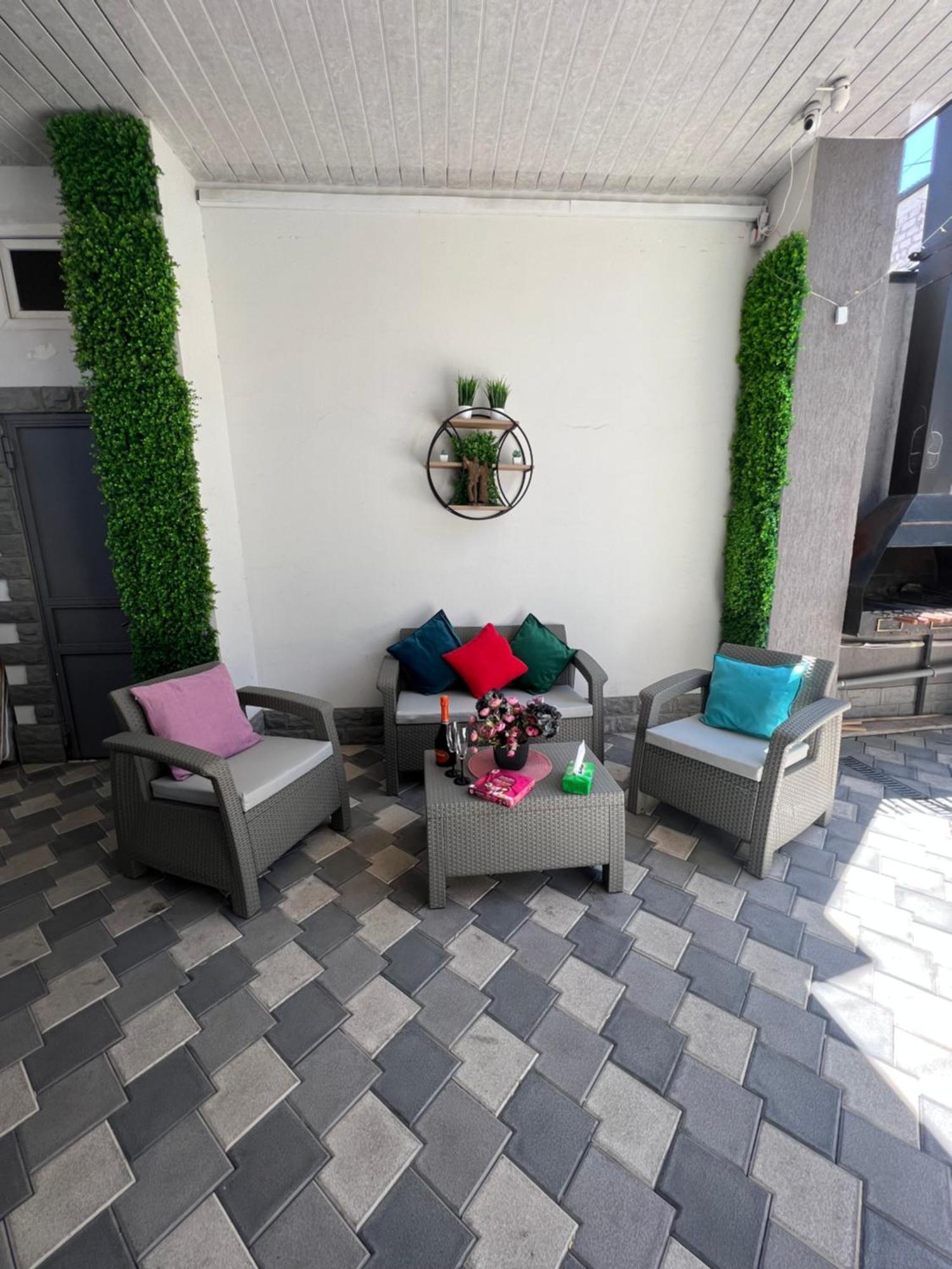 Cosy Apartment With Good Location Self Check In Yerevan Ngoại thất bức ảnh