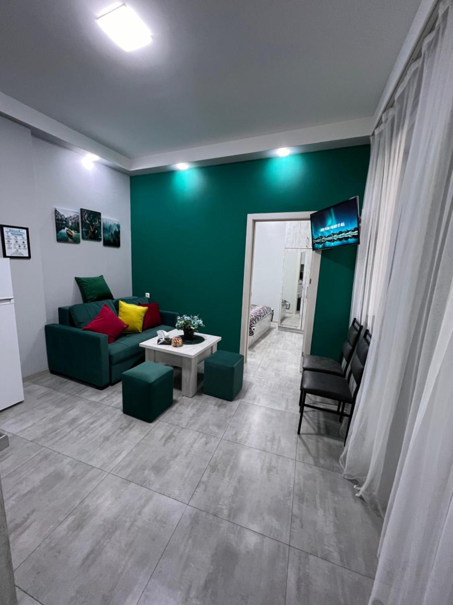 Cosy Apartment With Good Location Self Check In Yerevan Ngoại thất bức ảnh